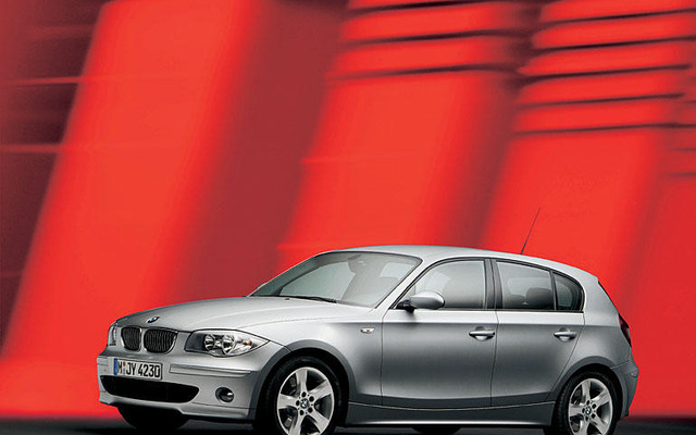 2月輸入車販売、BMWがメルセデス抜く