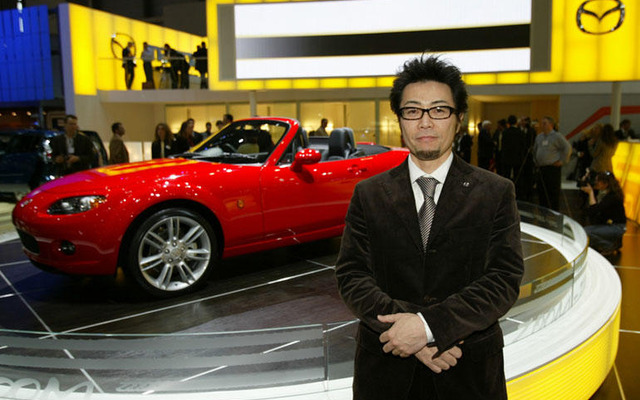 【ジュネーブモーターショー05】マツダ ロードスター …デザイナー中牟田氏