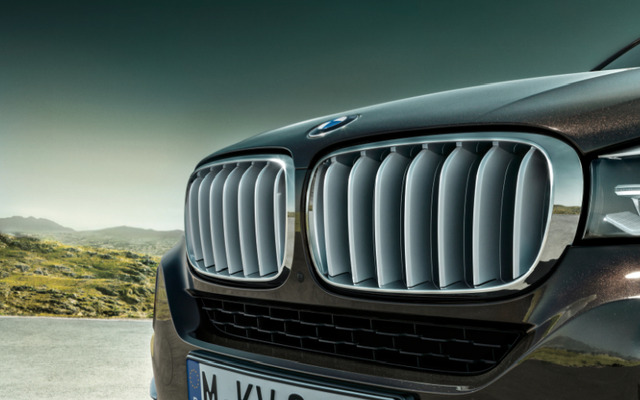 新型BMW X5 の予告イメージ
