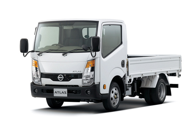 日産 アトラスF24