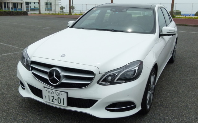 メルセデス・ベンツ E400 HYBRID AVANGARDE