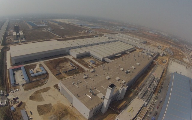 中国の四川省成都市に完成したボルボカーズ初の中国完成車工場