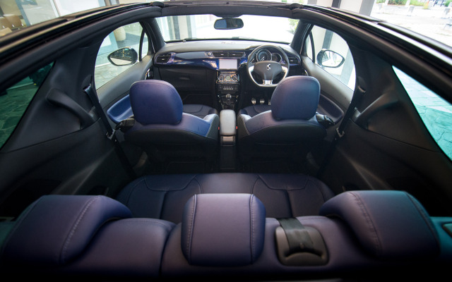シトロエン DS3 CABRIO Sport Chic