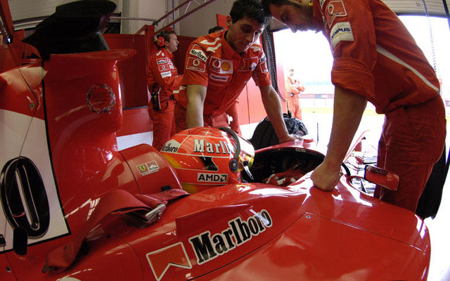 シューマッハ、フェラーリ F2005に「合格」