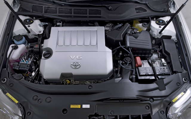 トヨタのV6ガソリンエンジン
