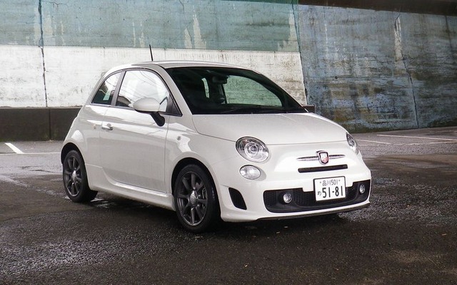アバルト500