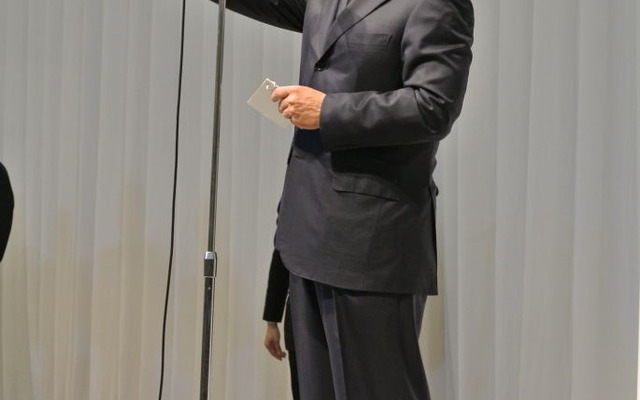 日産自動車 カルロス・ゴーン社長