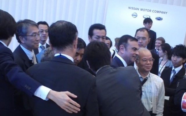 【新聞ウォッチ】日産、3年ぶりに株主総会後の懇親会、“ゴーン人気”復活