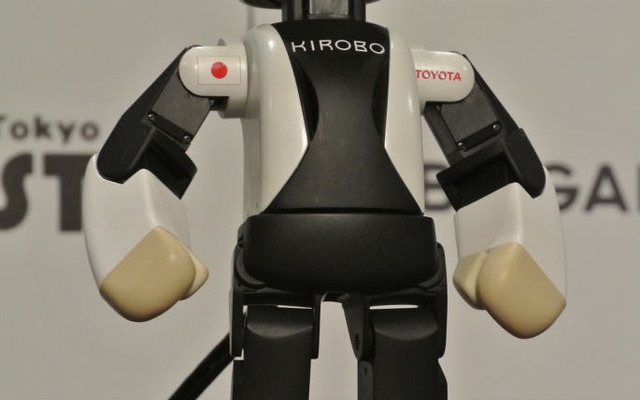 ロボット宇宙飛行士 KIROBO