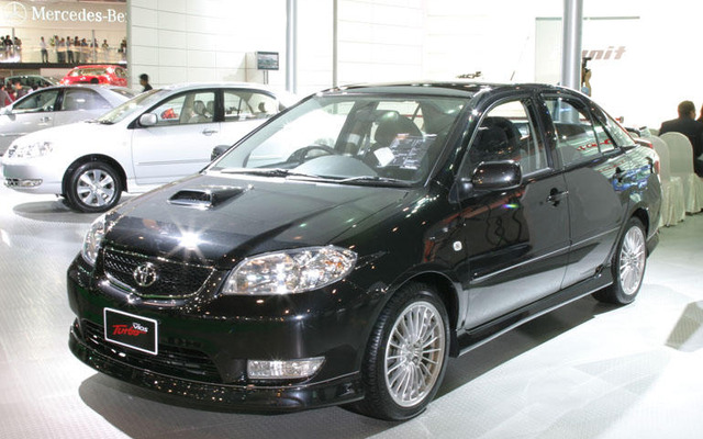 【バンコクモーターショー05】新車購入可能!　トヨタ製ターボ付き4ドアセダン
