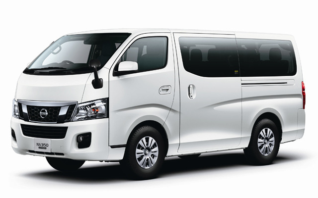 日産・NV350キャラバン　「ワゴンGX（オートスライドドア付）」