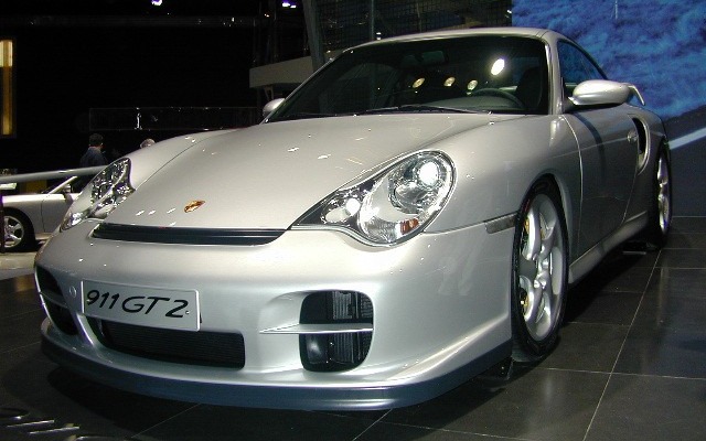 【デトロイト・ショー2001速報】おまたせ! ウワサの新型ポルシェ『911 GT2』
