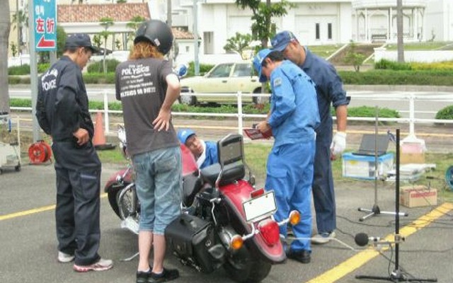 マリーナシティ街頭検査