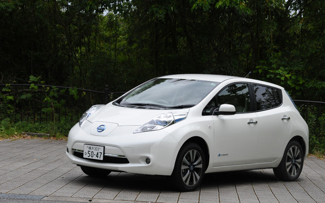 日産 リーフ