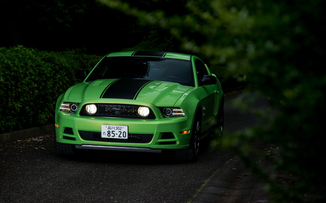 フォード マスタング V8 GT パフォーマンス・パッケージ