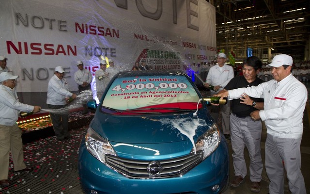 日産のメキシコ累計生産400万台目となった新型ノート