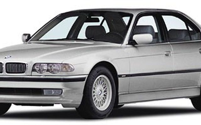 モトローラとBMWが携帯電話で提携