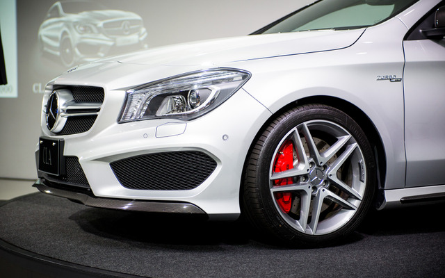 メルセデス・ベンツ CLA A 45 AMG 4MATIC