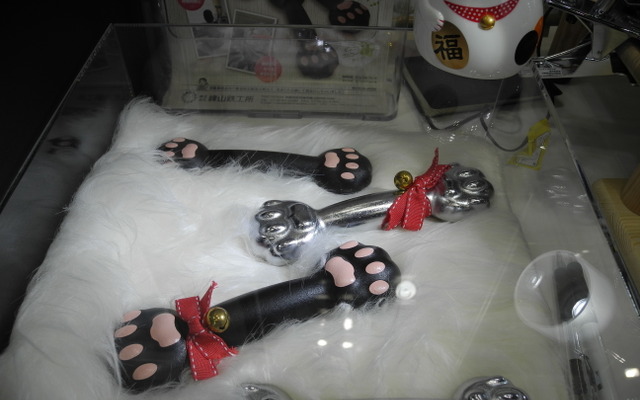 峰山鉄工場の「にゃんべる」