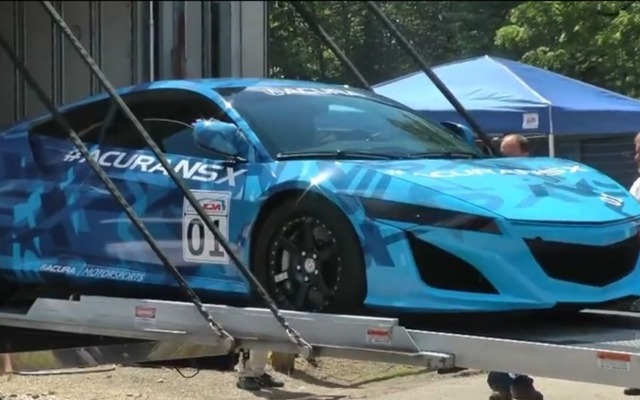 次期アキュラ（ホンダ）NSXのプロトタイプ車