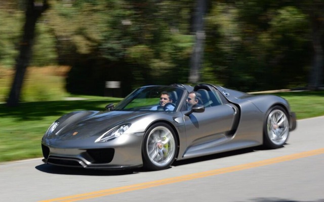 ポルシェ918スパイダーの最新の量産仕様
