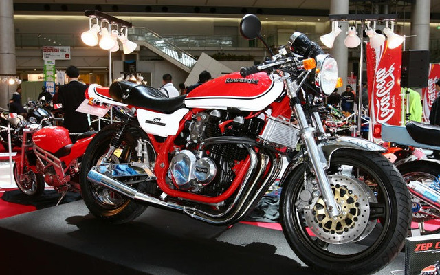 【東京モーターサイクルショー05】70'sカスタムが似合う カワサキ…写真蔵