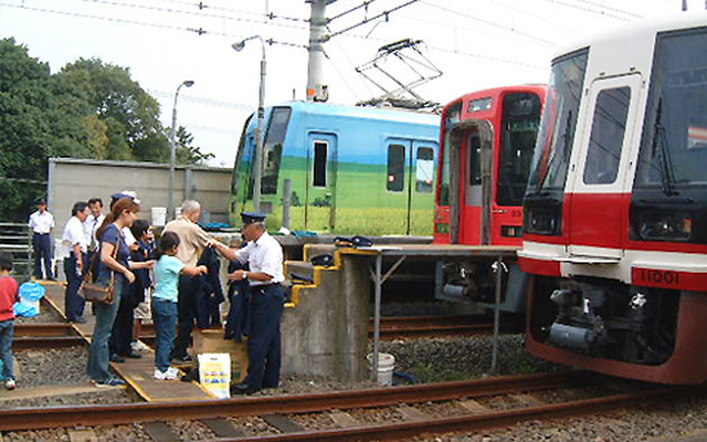 小原田車庫見学会は9月28日に開催予定。小学生とその保護者約50組100人を募集する。