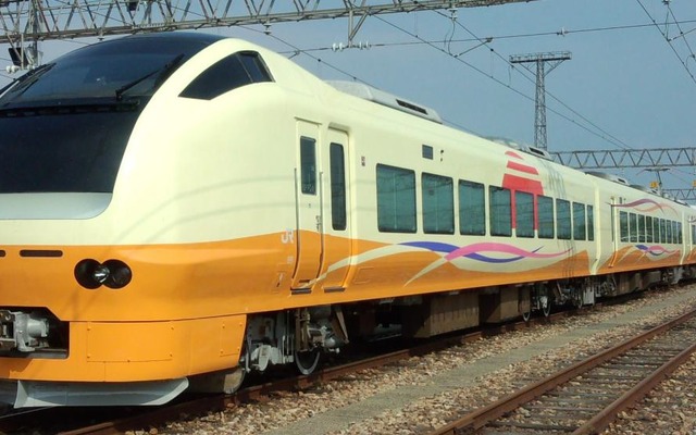 「いなほ」に投入されるE653系1000番台。9月28日の定期営業運転開始に先立ち臨時運転や車両展示会などのイベントが開催される。
