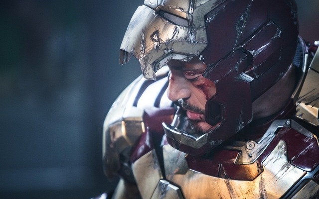 トニー・スターク／『アイアンマン3』 -(C) 2012 MVLFFLLC.  TM ＆  -(C)  2012 Marvel.  All Rights Reserved.