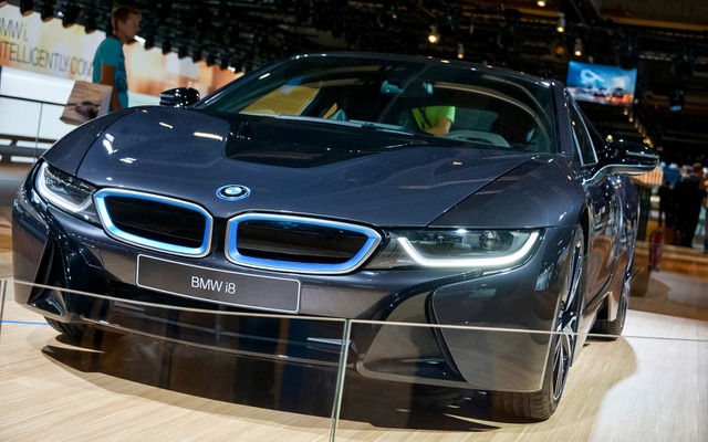 BMW i8（フランクフルトモーターショー13）