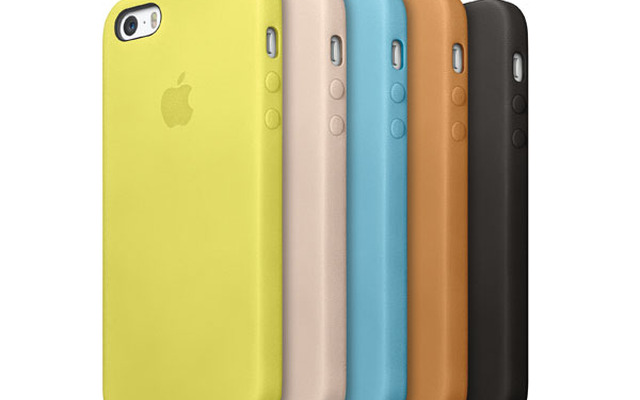 レザー製のiPhone 5s用純正専用カバー