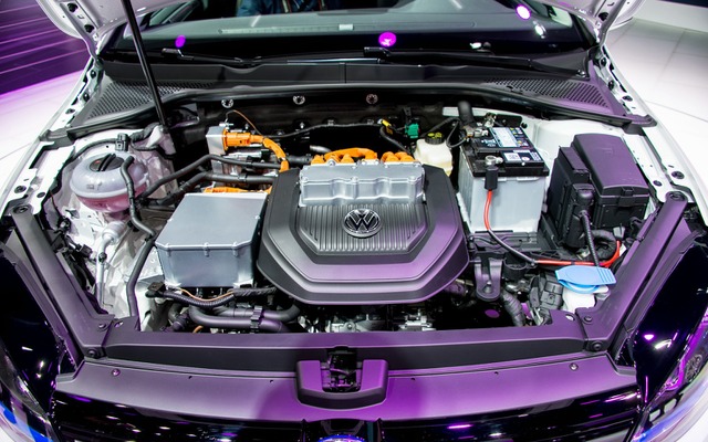 VW e-ゴルフ