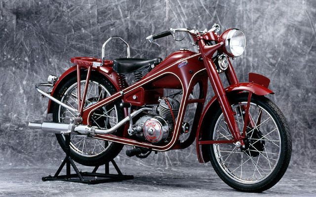 ホンダ、二輪車生産台数が1億5000万台