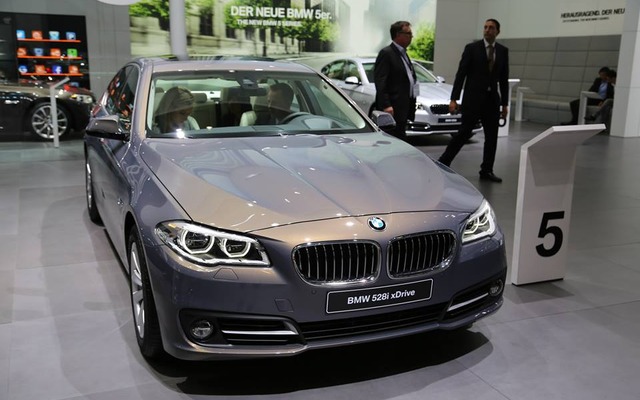 BMW 5シリーズの大幅改良モデル（フランクフルトモーターショー13）