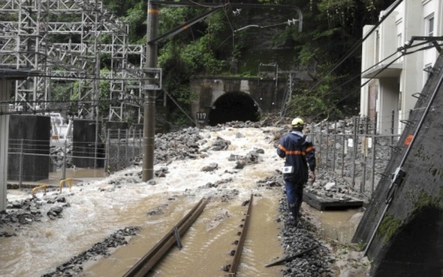 被災時の状況（9月16日）。線路が土砂で埋まった。