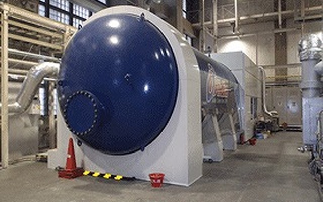 次世代燃料電池SOFCハイブリッド発電システムの外観