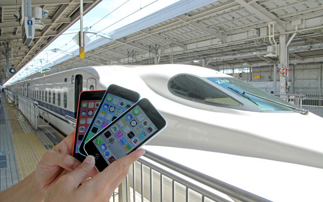 新幹線のぞみの3号車に乗車し、窓際の席で計測を行った。
