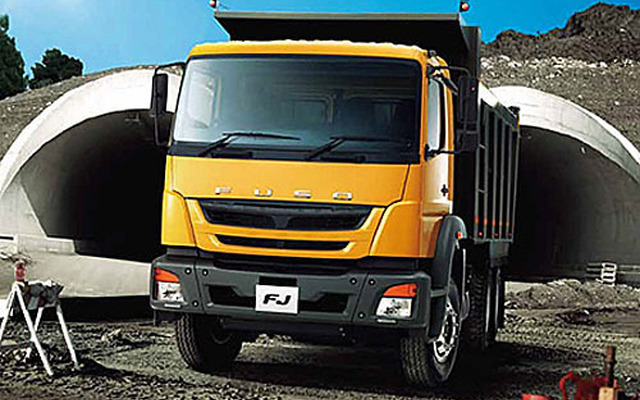ザンビア市場に投入した大型トラック「FJ」