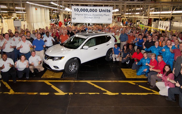 累計生産台数が1000万台に到達した日産の米国テネシー州スマーナ工場