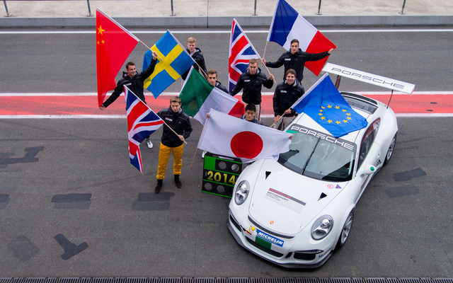 ポルシェ モータースポーツ インターナショナルスカラーシップ