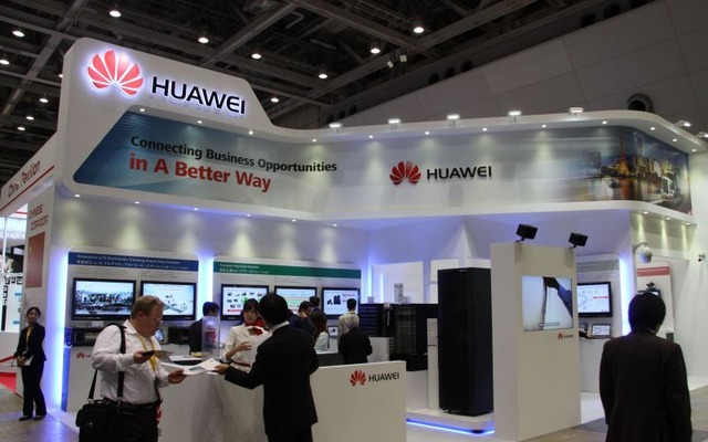 ITS世界会議ショーケースのHUAWEIブース