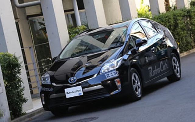 ZMPの自動運転研究用車両プラットフォーム 「RoboCar PHV」