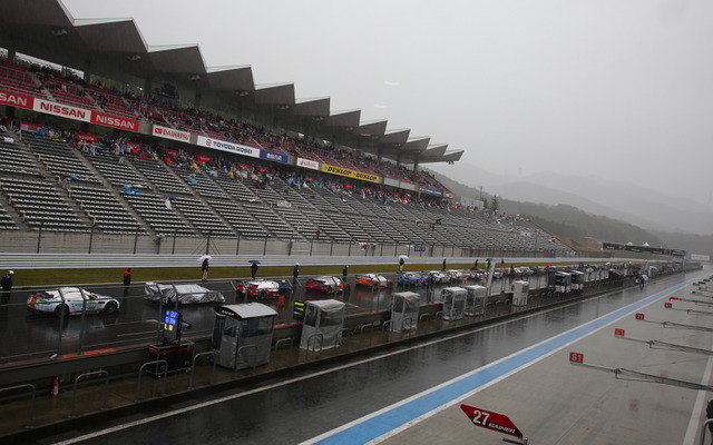 WEC 第6戦 強まる雨に赤旗中断