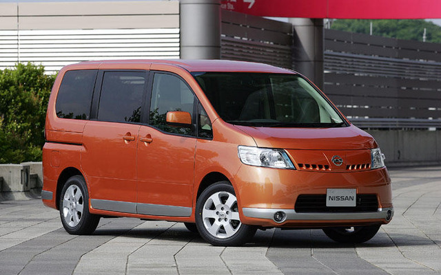 【日産 セレナ 新型発表】こちらが3代目ステップワゴン?