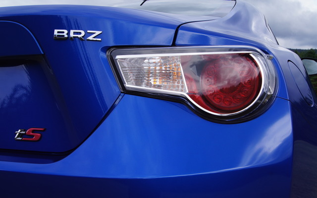 スバル BRZ tS