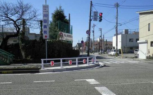 高岡市内国道8号、156号で交通安全対策工事