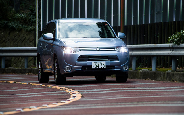 三菱・アウトランダー PHEV（参考画像）