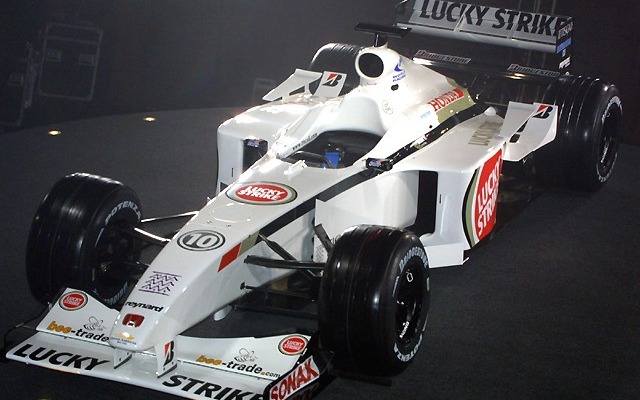 【ホンダF1ストーキング】BARニューマシン発表「フェラーリと対等」