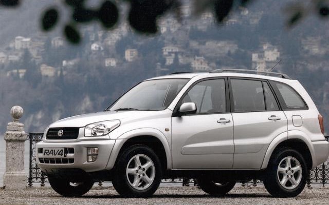 新『RAV4』をライバル迎撃、『エスクード』『テリオス』『パジェロオイオ』強化