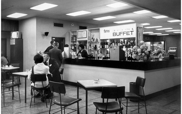 ヒースロー空港の旧ターミナル2に存在したレストラン